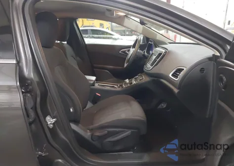 2016 Chrysler 200 Limited из США, поврежденный, VIN 1C3CCCAB2GN167080